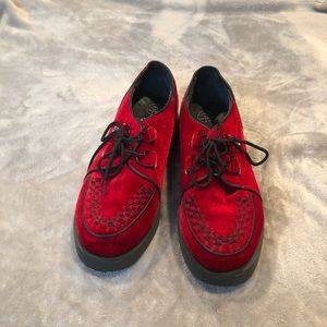 Red velvet creepers